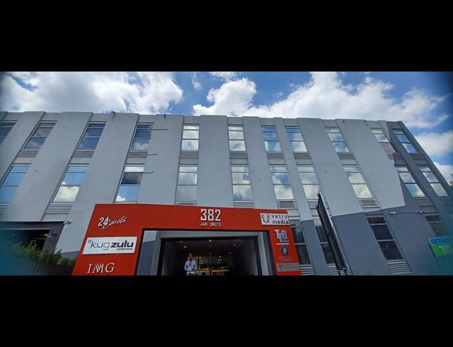 99M² OFFICE TO LET IN CRAIGHALL